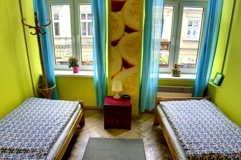 Tutti Frutti Hostel Krasków Εξωτερικό φωτογραφία