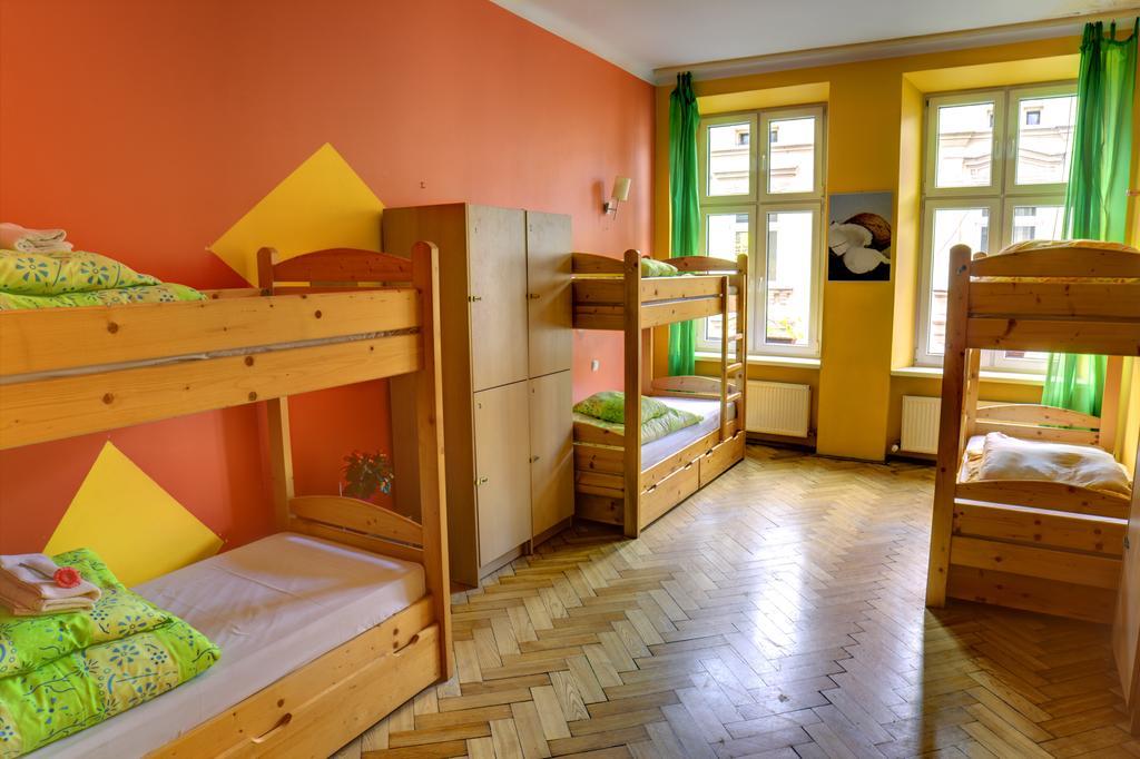 Tutti Frutti Hostel Krasków Εξωτερικό φωτογραφία