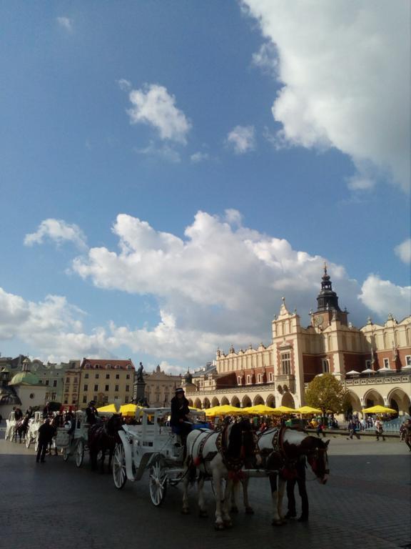 Tutti Frutti Hostel Krasków Εξωτερικό φωτογραφία