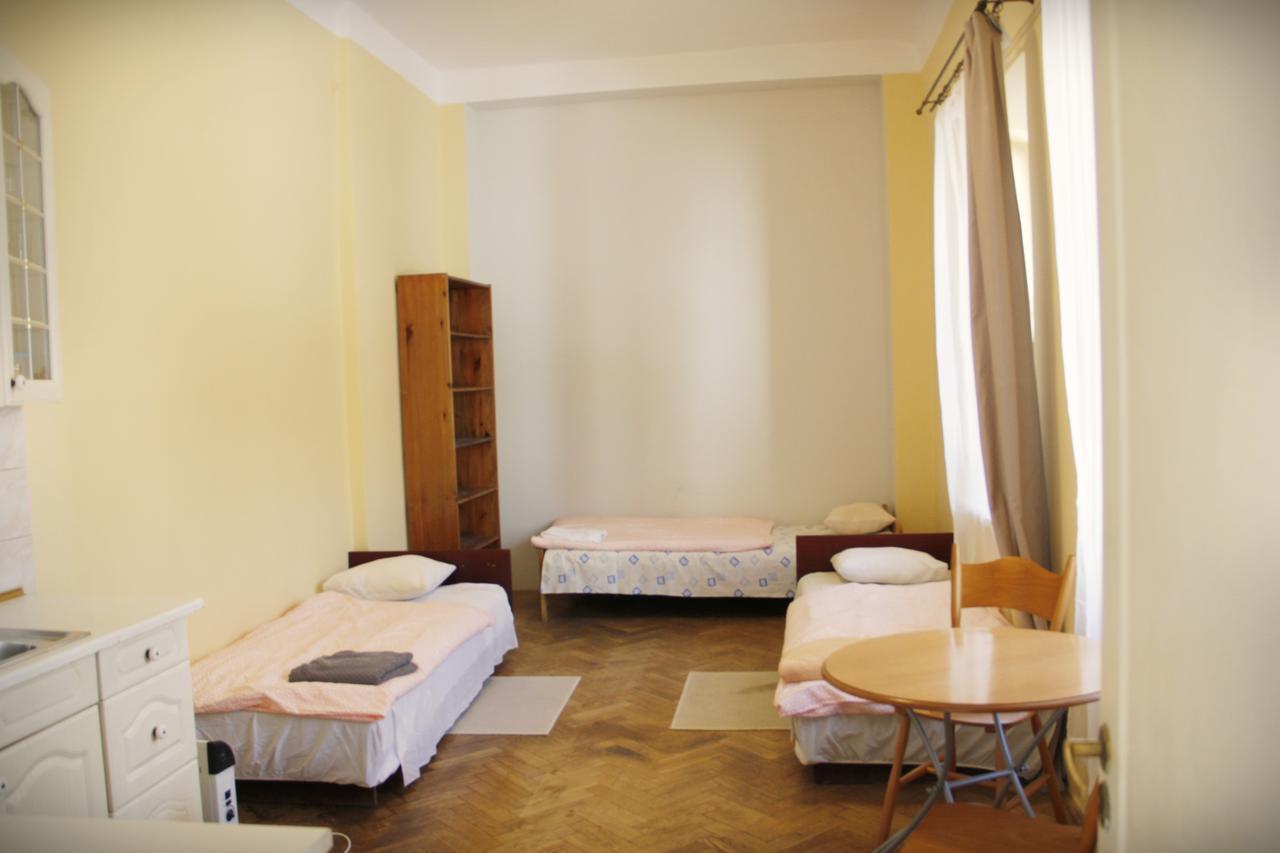 Tutti Frutti Hostel Krasków Εξωτερικό φωτογραφία