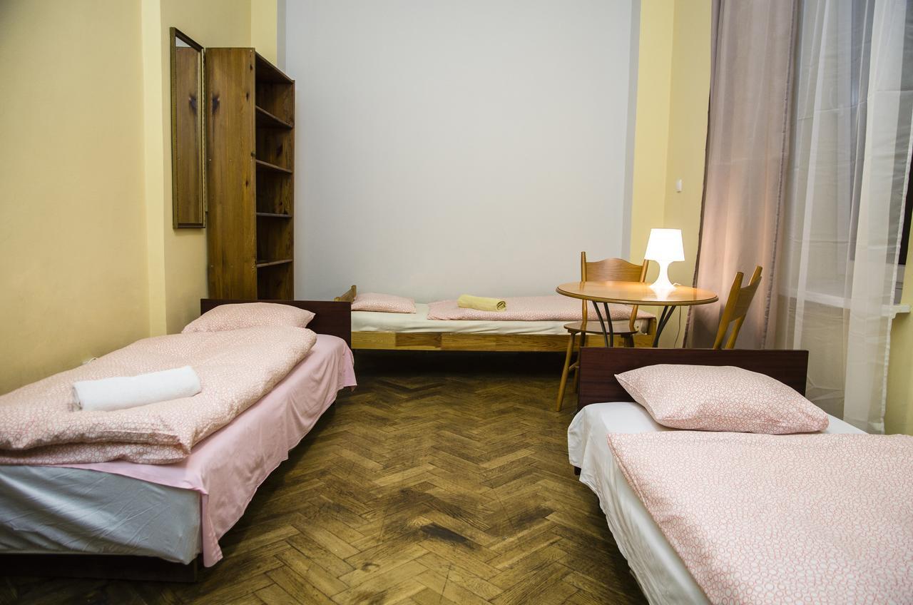 Tutti Frutti Hostel Krasków Εξωτερικό φωτογραφία
